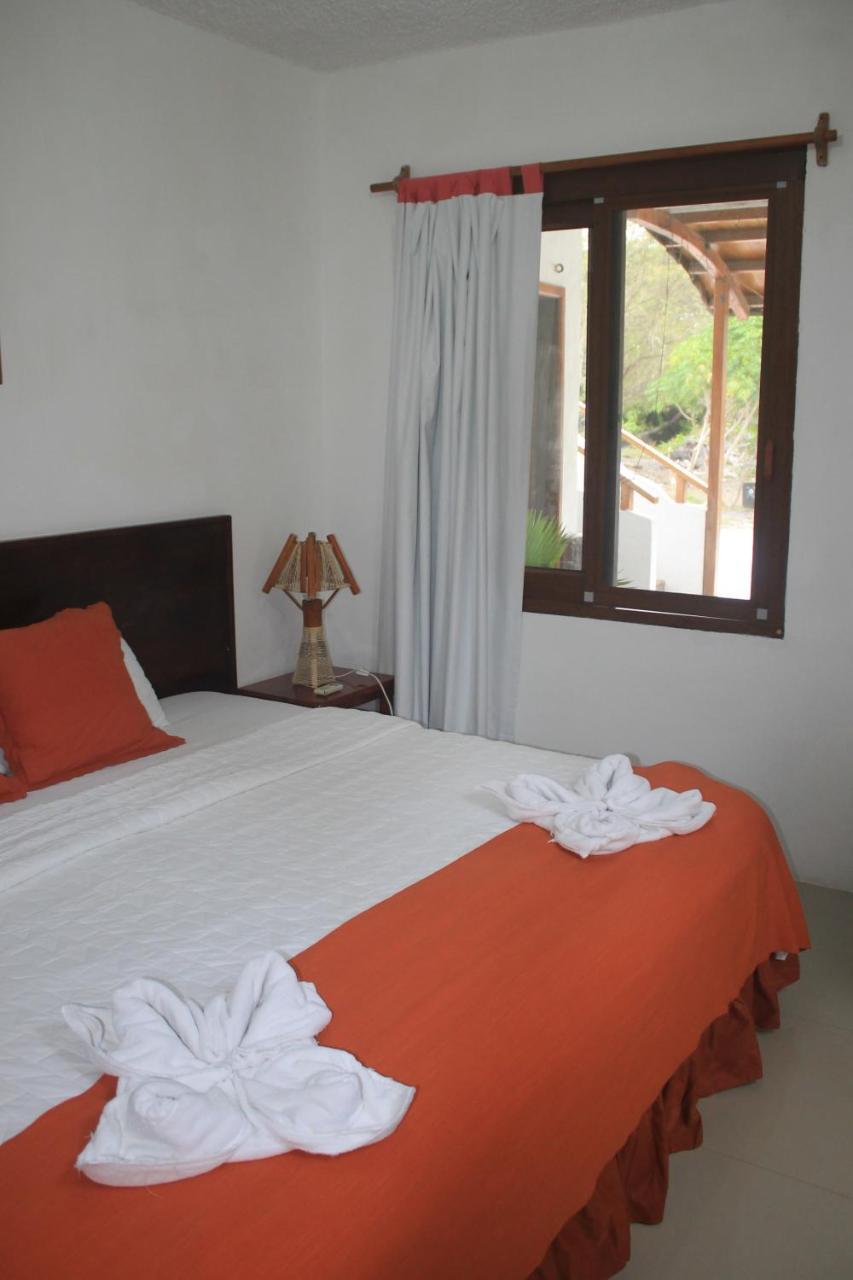 Hostal La Gran Tortuga Puerto Villamil Exteriér fotografie